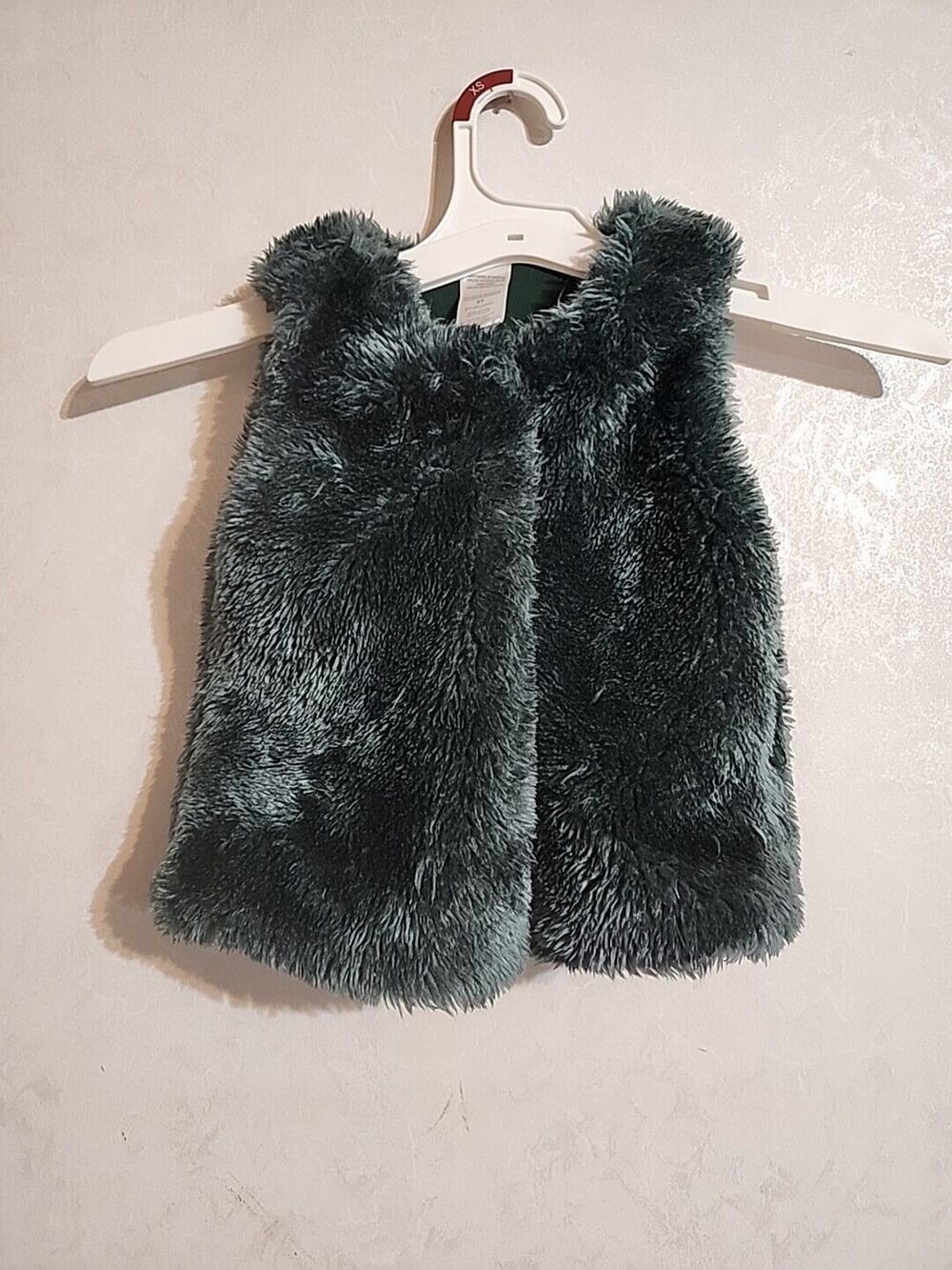 Little Lass Toddler Girls Faux Fur Vest Dark Green Snap Closure sz 3T